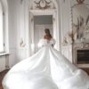 Wedding-dress-Ariana-Olivia-Bottega-1629924727_648b5617-6c5b-4a9e-bf75-1557ccbd4ca7_1800x1800